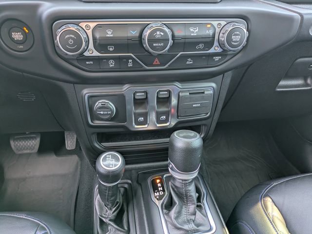 Used 2022 Jeep Wrangler Sport image 18