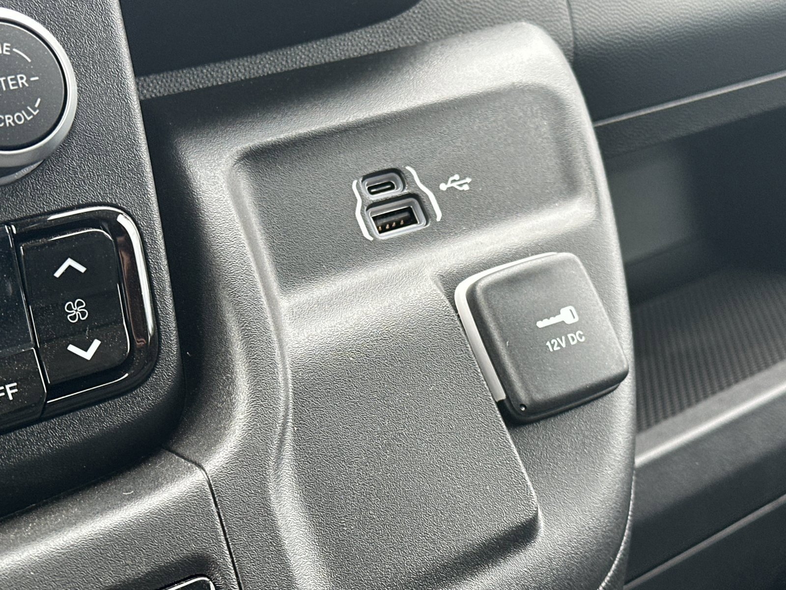 New 2026 RAM ProMaster 2500 image 25