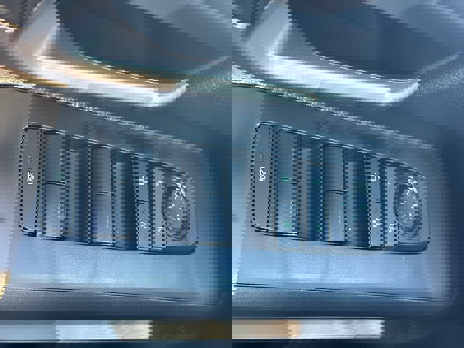 Certified 2025 Toyota Tacoma TRD Off-Road image 15