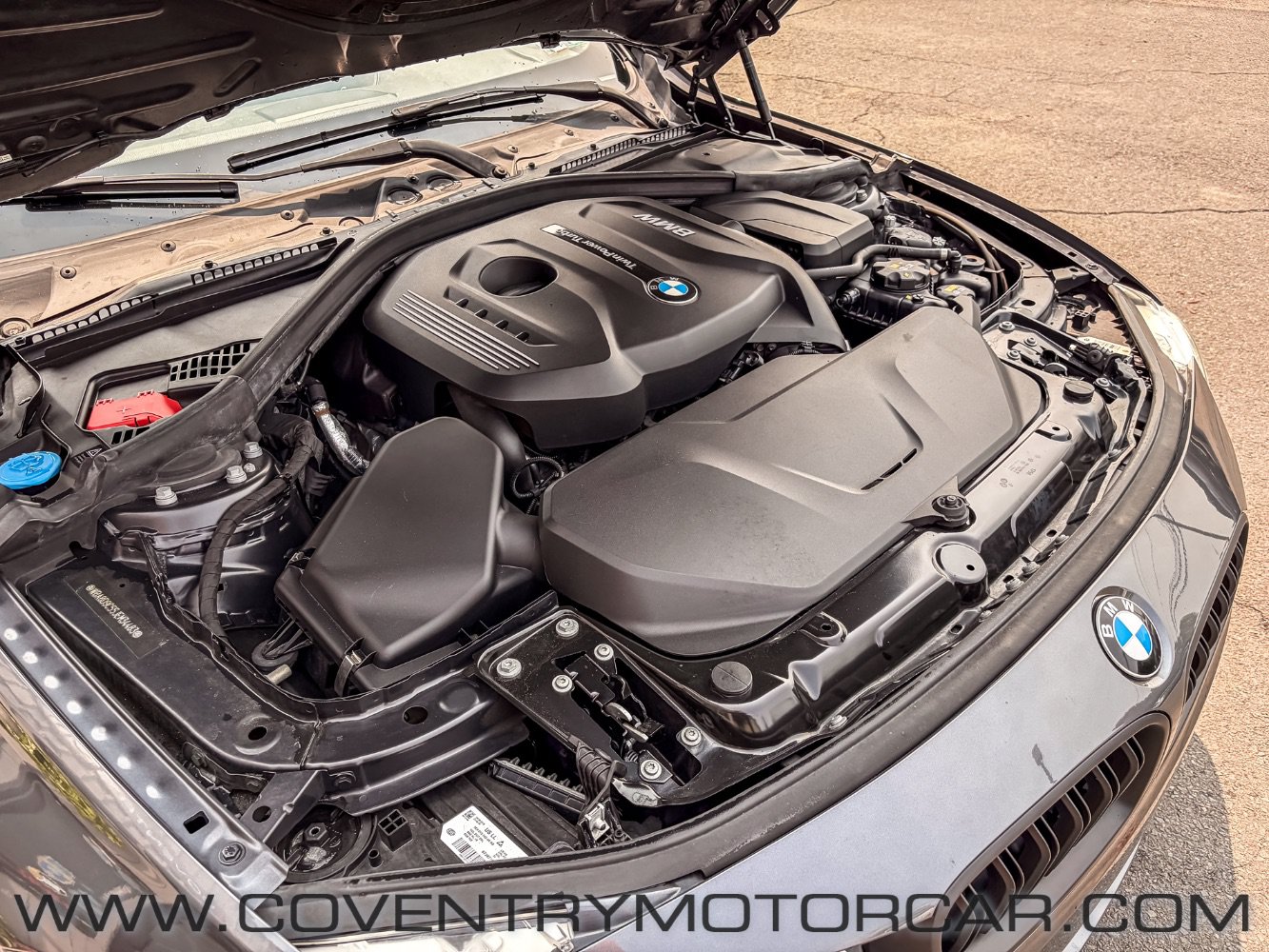 Used 2018 BMW 330i xDrive Sedan w/ Convenience Package AWD/4WD image 14