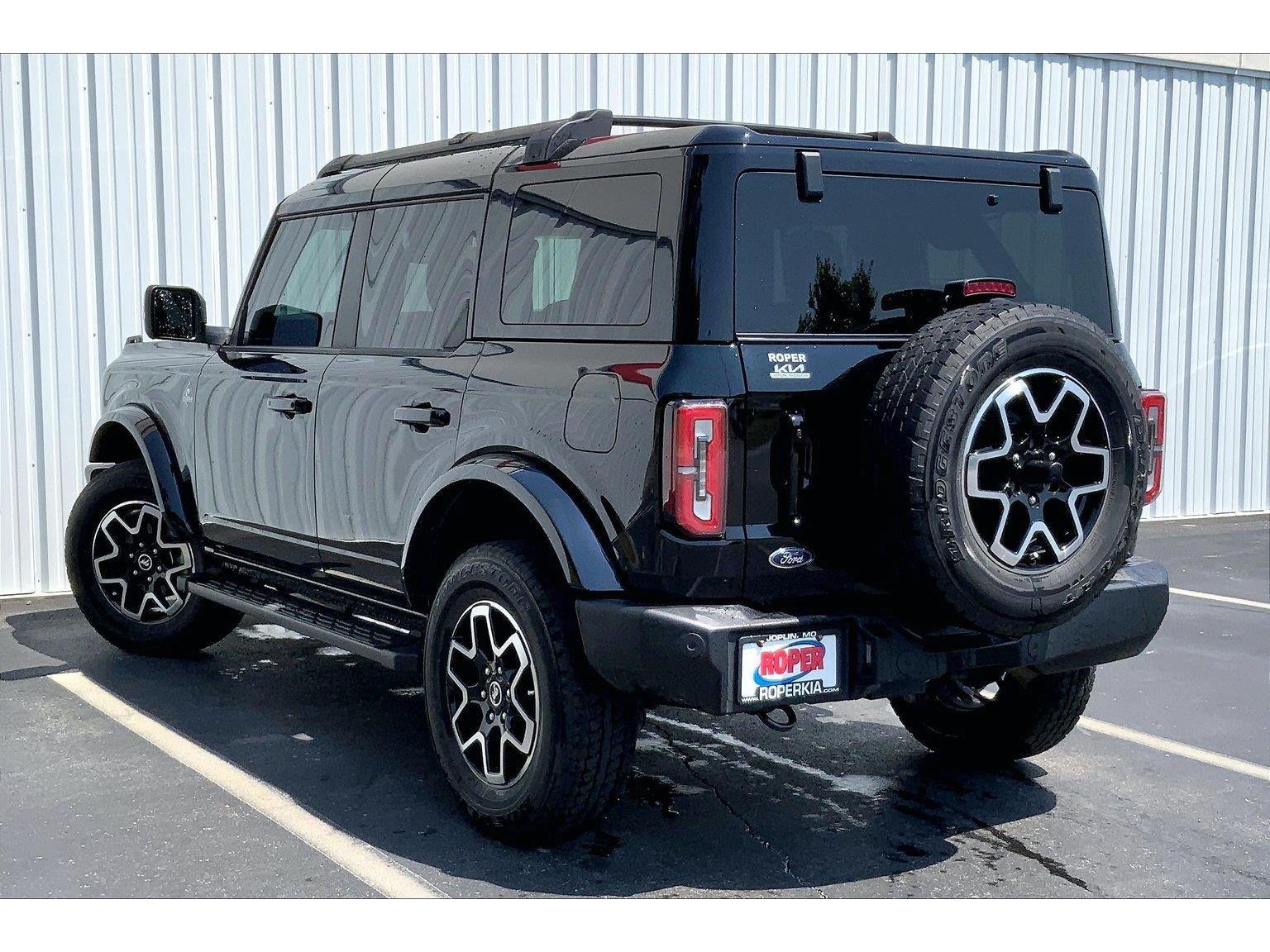 Used 2024 Ford Bronco Outer Banks AWD/4WD image 10