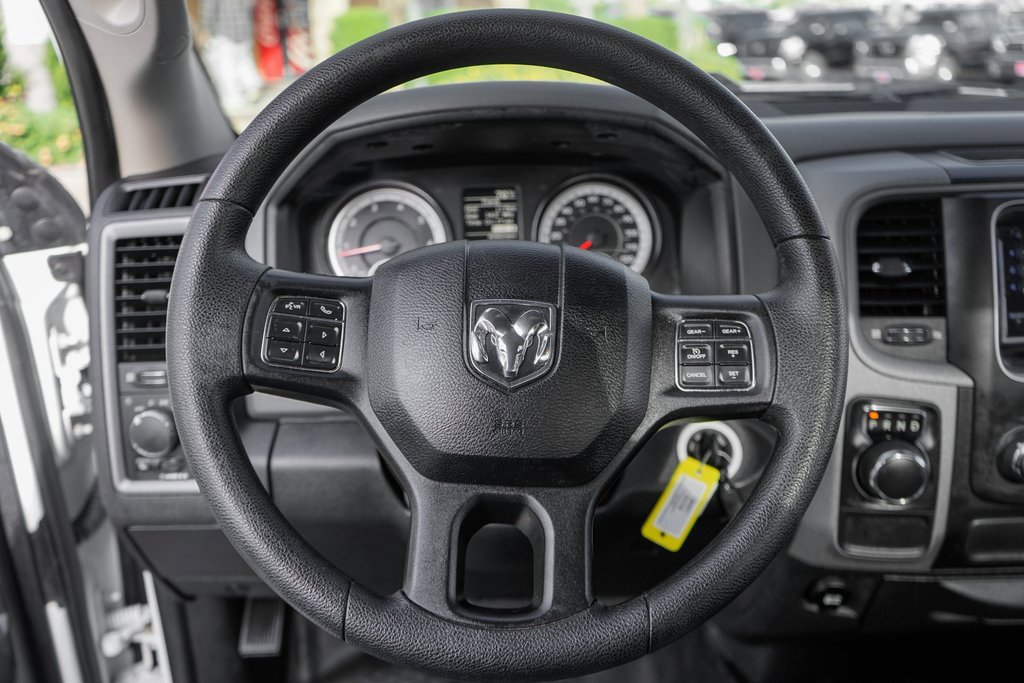 Used 2017 RAM 1500 Tradesman w/ Chrome Appearance Group image 19