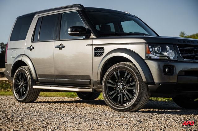 Used 2015 Land Rover LR4 HSE AWD/4WD image 40