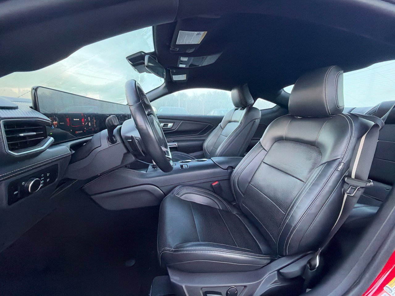 Used 2025 Ford Mustang GT Premium RWD image 6