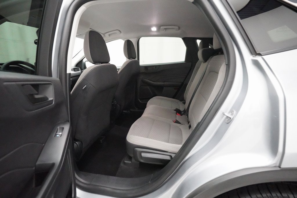 Used 2022 Ford Escape SE w/ Cold Weather Package image 15