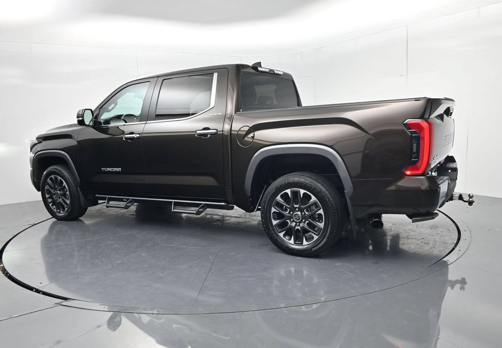 Used 2024 Toyota Tundra Limited w/ Power Package AWD/4WD image 5