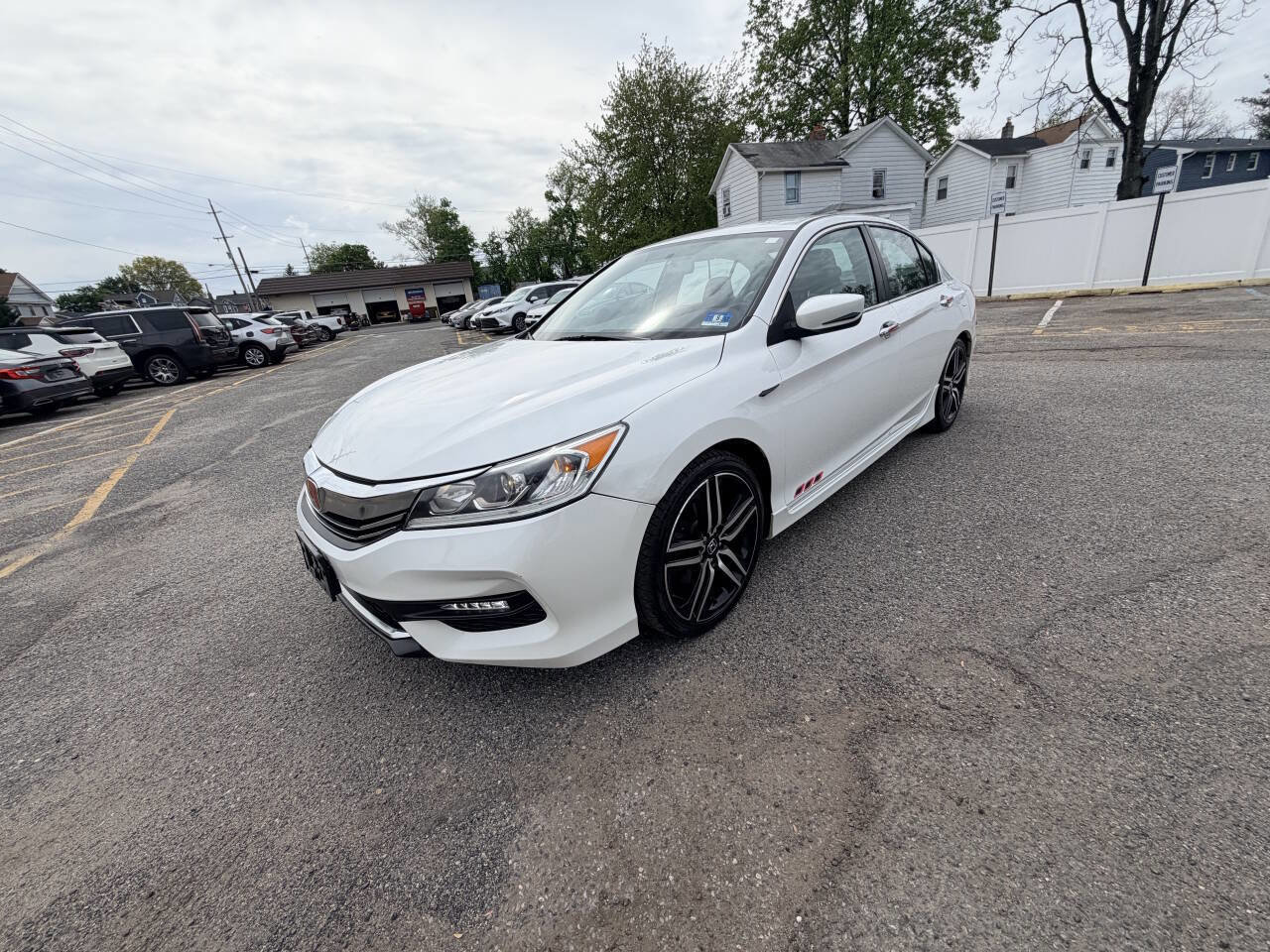 Used 2017 Honda Accord Sport image 21