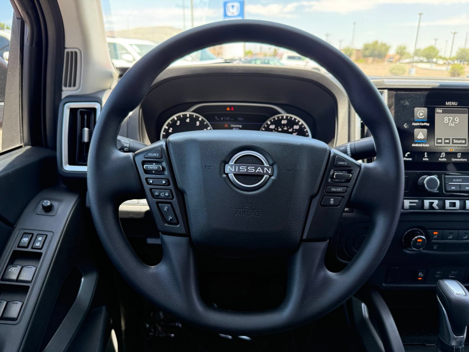 Used 2025 Nissan Frontier SV RWD image 15