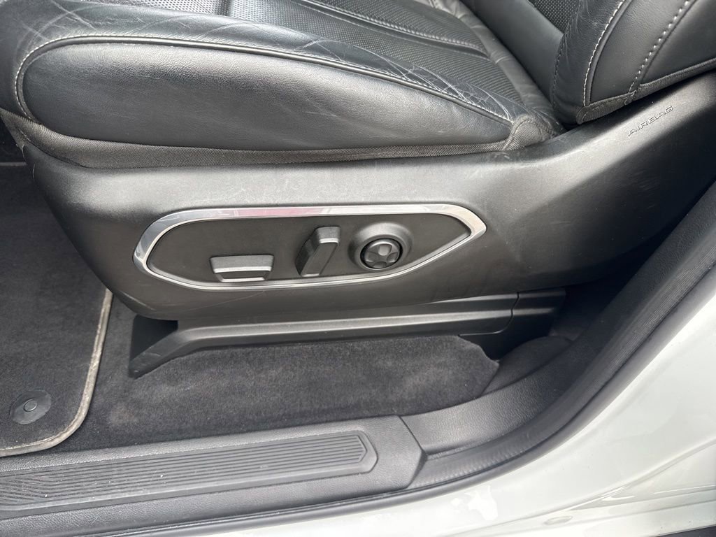 Used 2022 Jeep Wagoneer Series III w/ Convenience Group I image 9