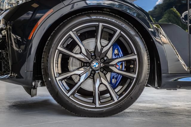 Used 2020 BMW X7 xDrive40i w/ M Sport Package AWD/4WD image 14