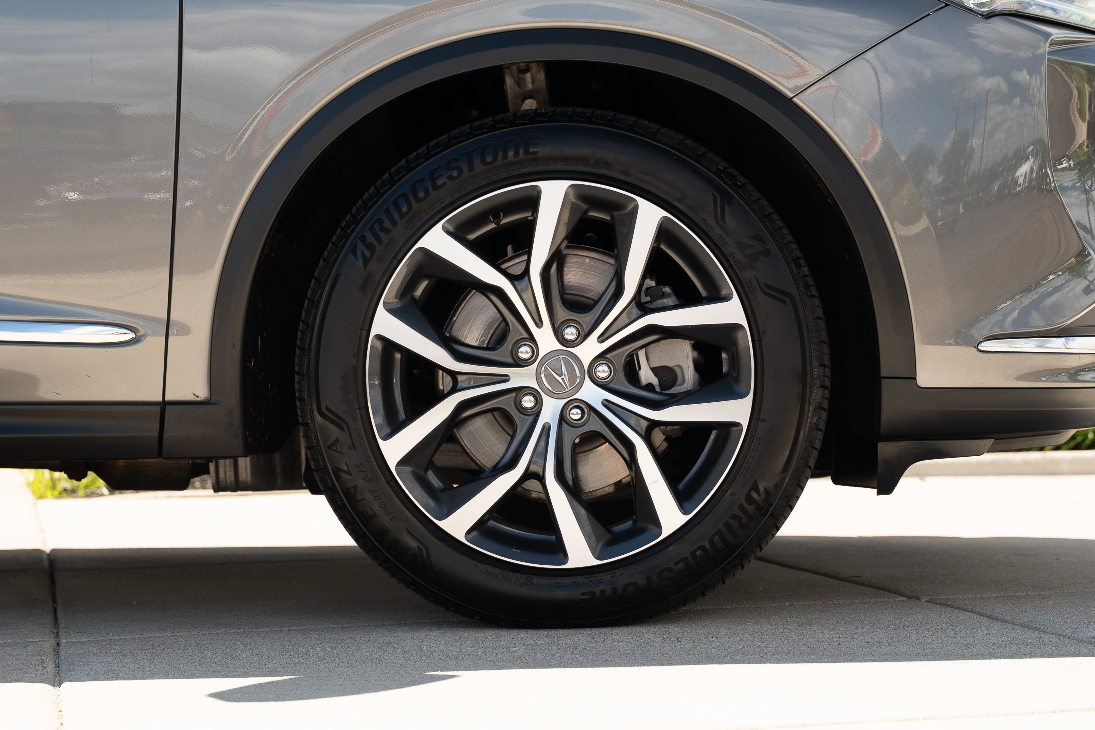 Used 2024 Acura MDX SH-AWD w/ Technology Package image 36