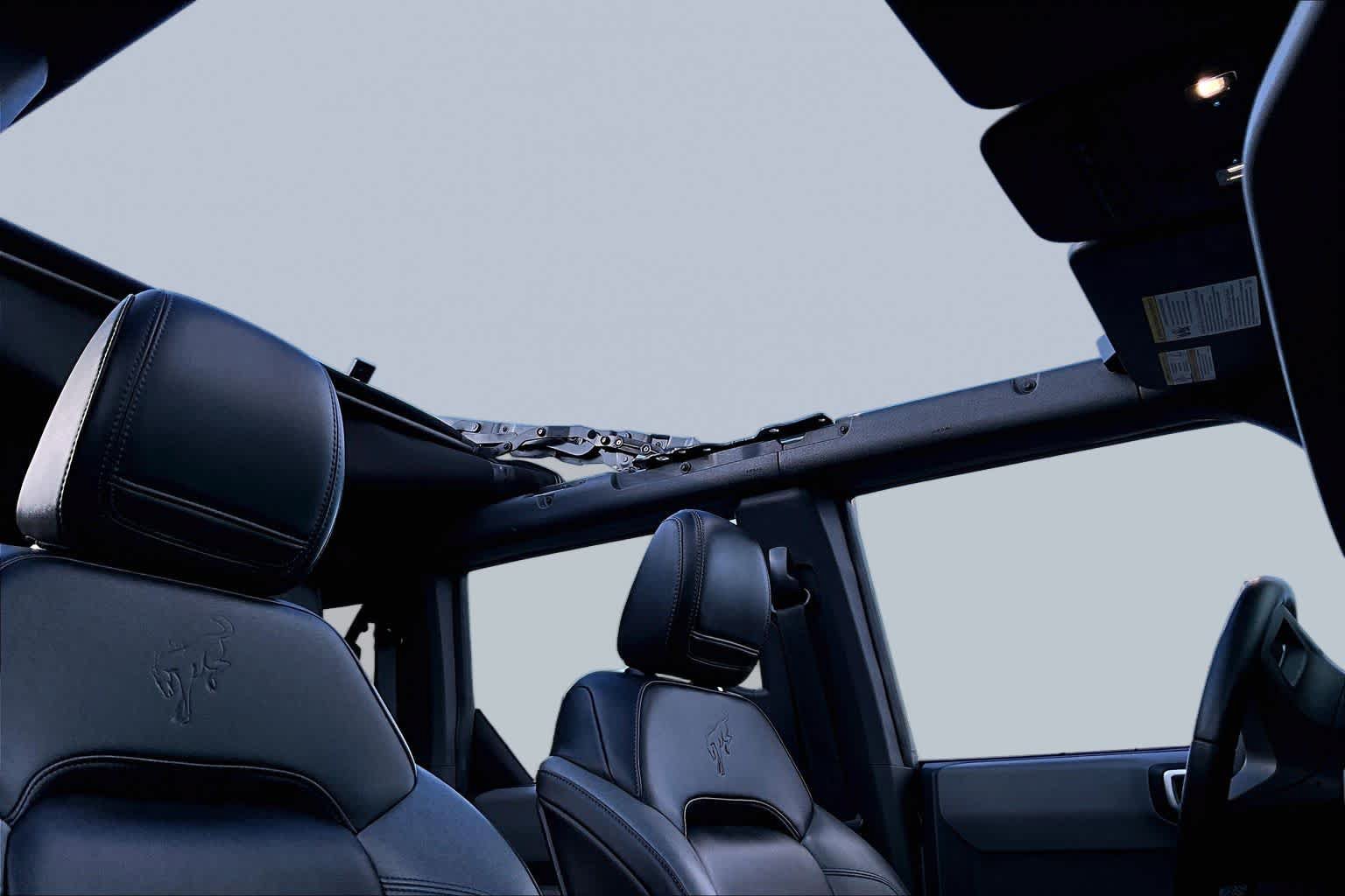Used 2023 Ford Bronco Black Diamond AWD/4WD image 14