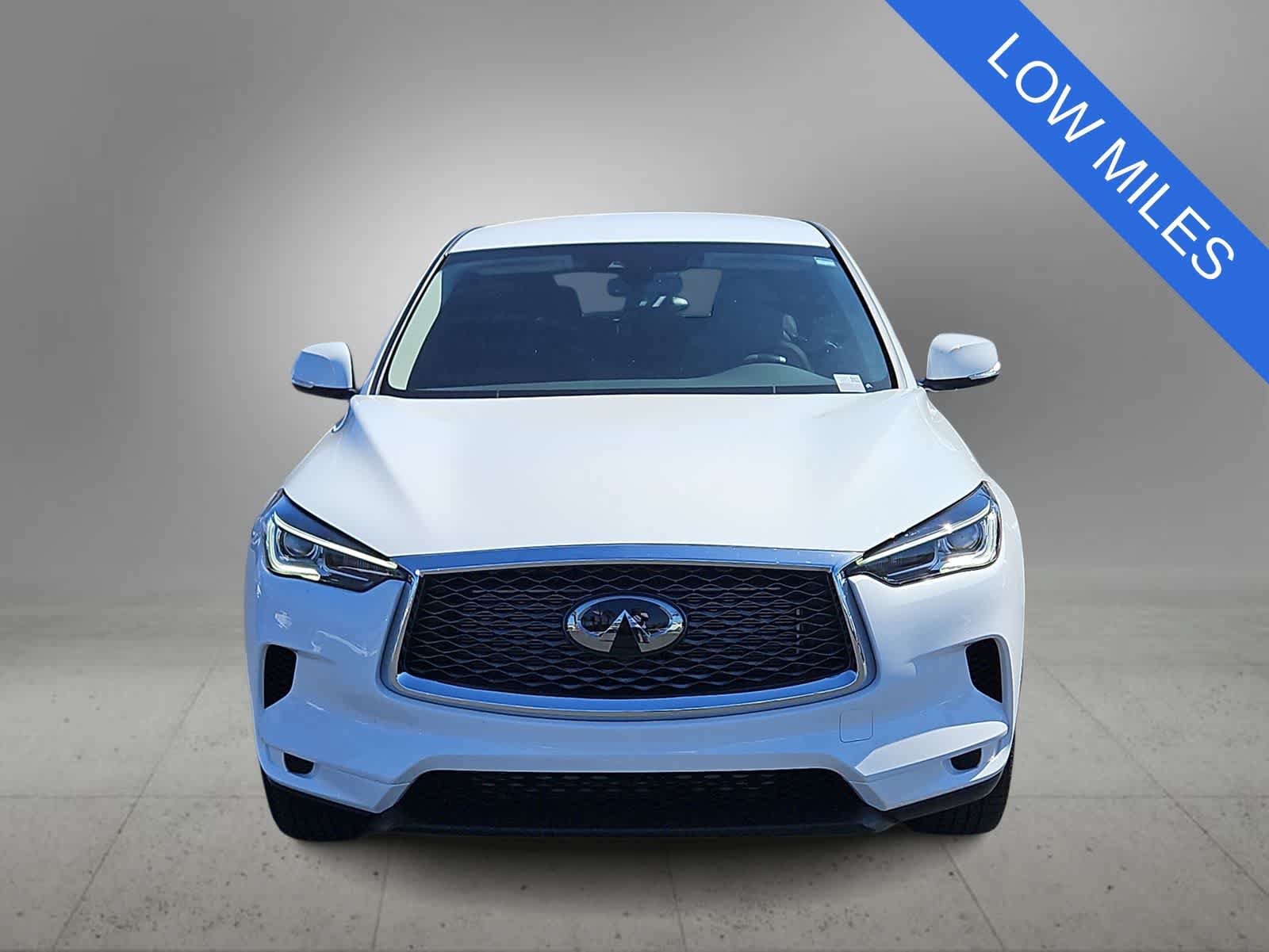 Used 2025 INFINITI QX50 Pure AWD/4WD image 3