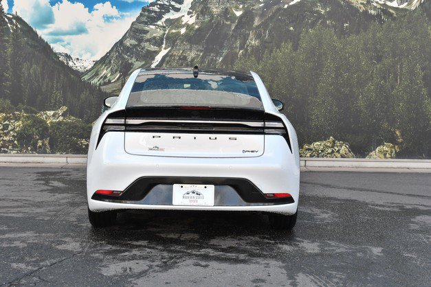 New 2026 Toyota Prius Plug-In Hybrid FWD image 5