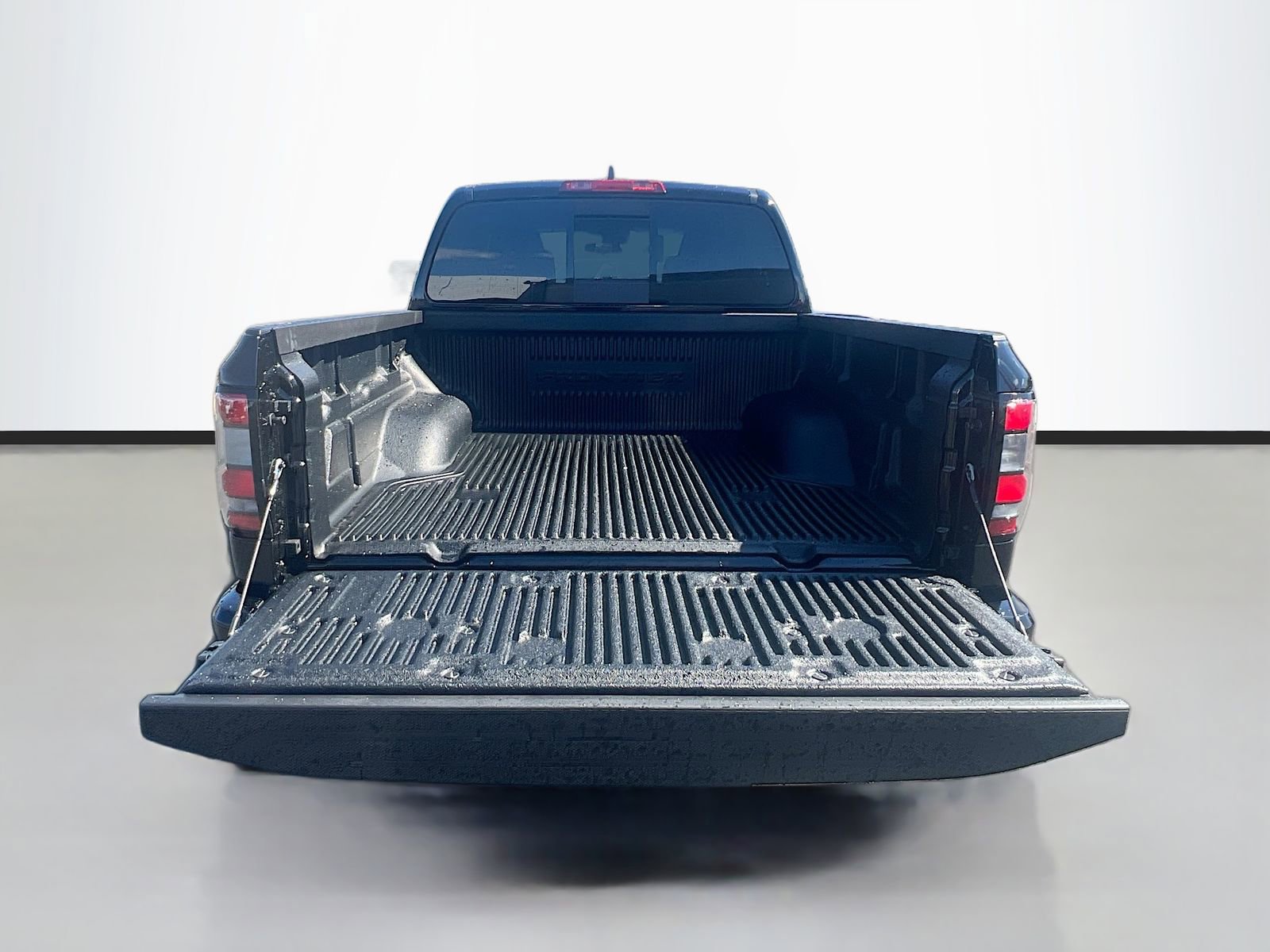 New 2026 Nissan Frontier SV image 27