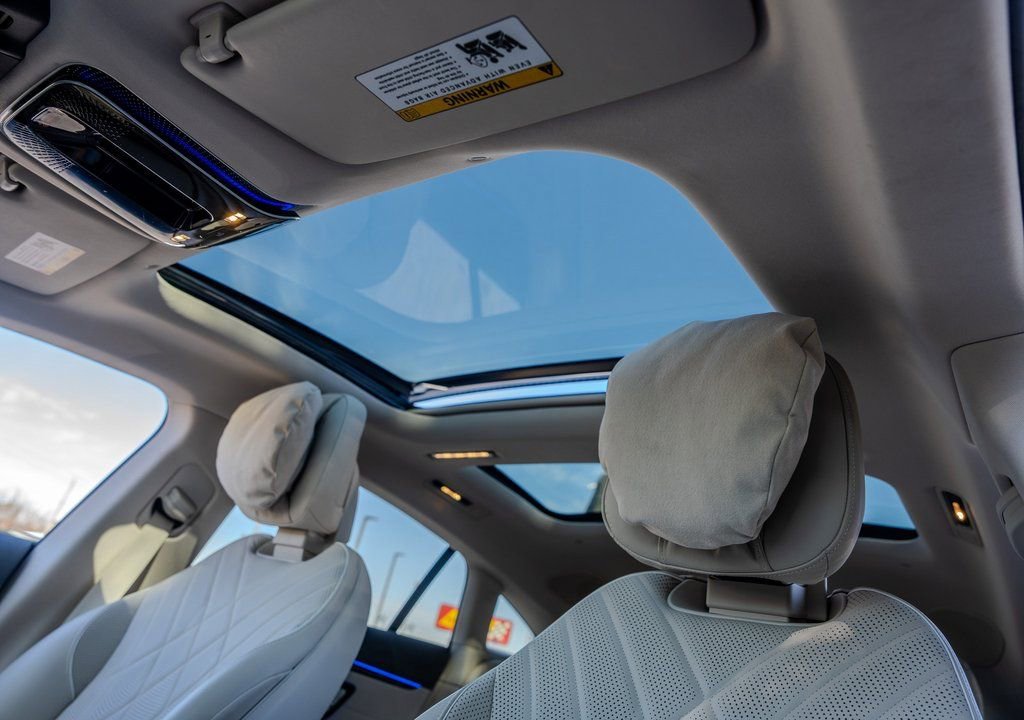 Used 2023 Mercedes-Benz EQS 580 4MATIC Sedan image 17