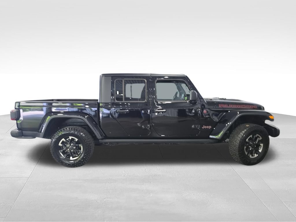 Used 2025 Jeep Gladiator Rubicon AWD/4WD image 11