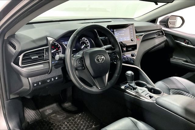 Used 2024 Toyota Camry SE image 17