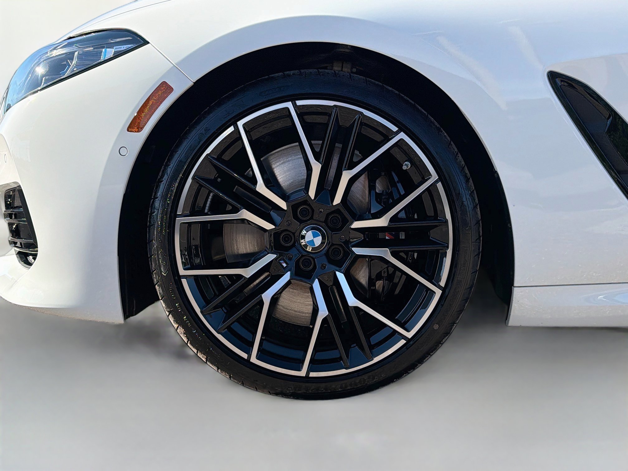 Used 2026 BMW 840i Convertible RWD image 40