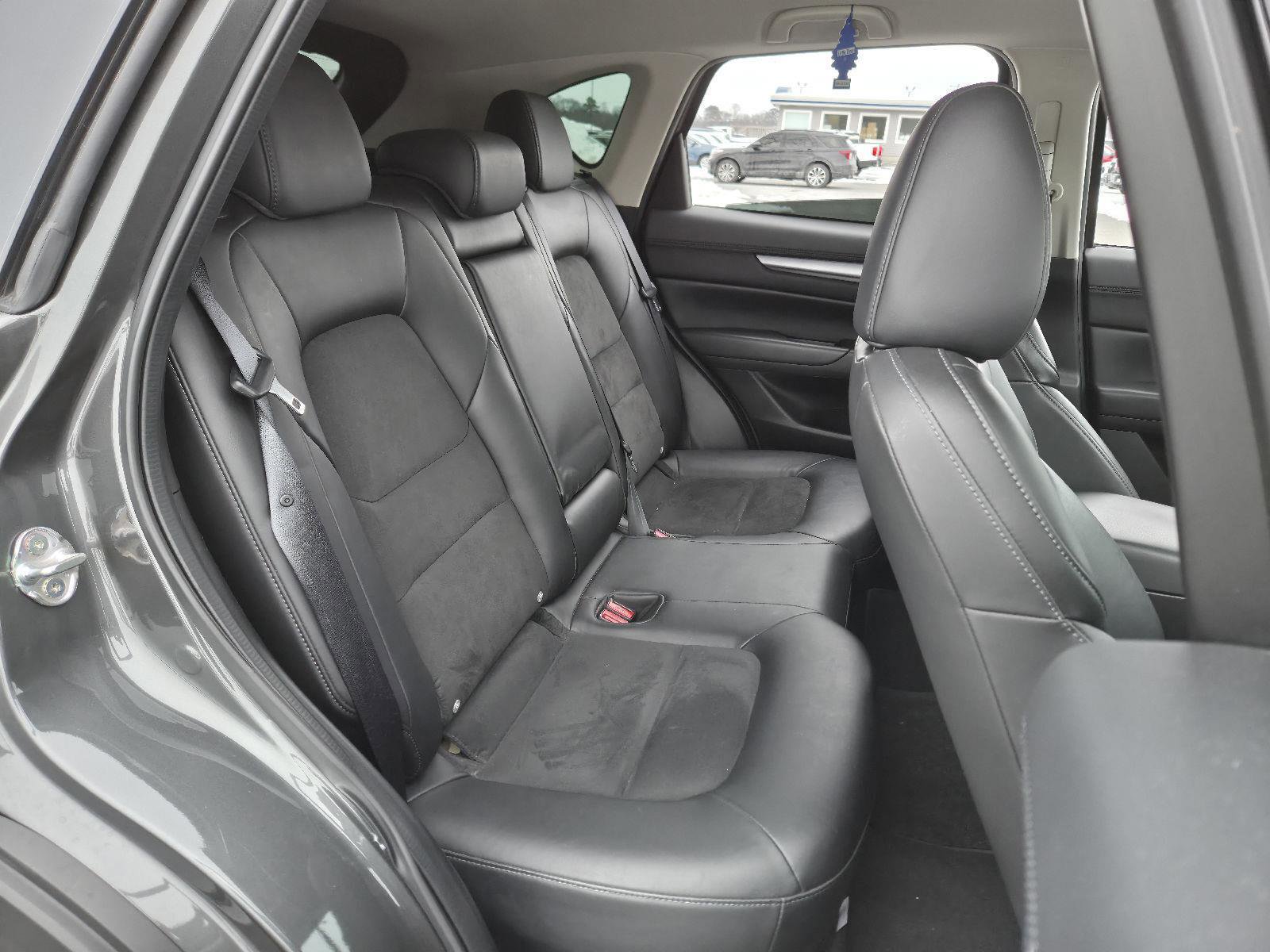 Used 2023 MAZDA CX-5 AWD 2.5 S w/ Select Package image 16