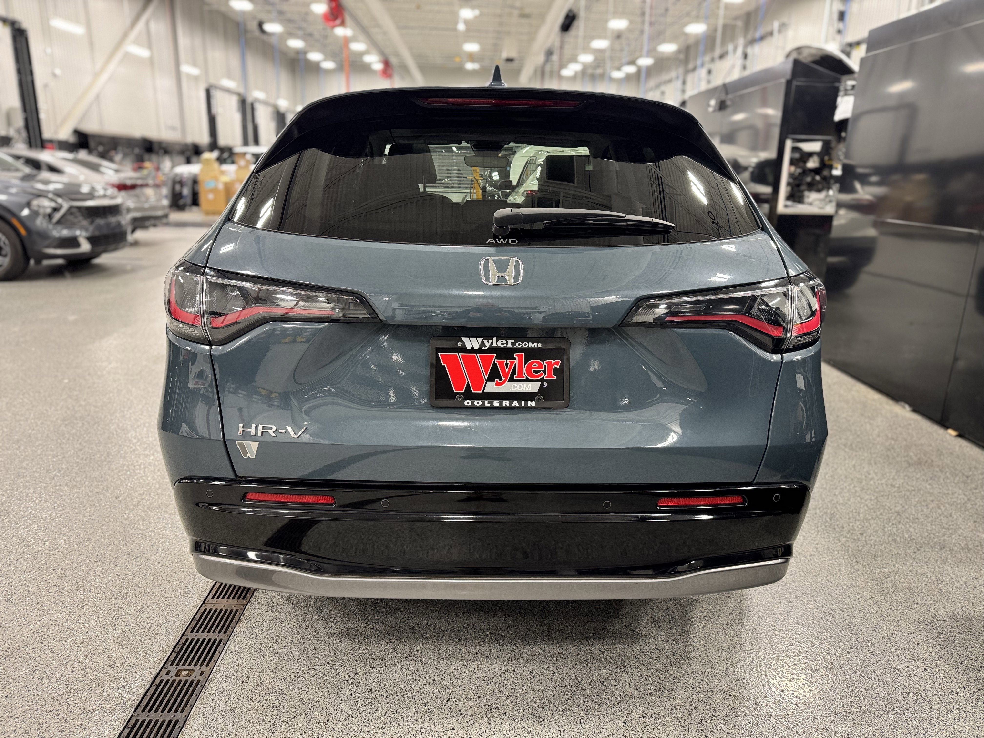 Used 2025 Honda HR-V EX-L image 31