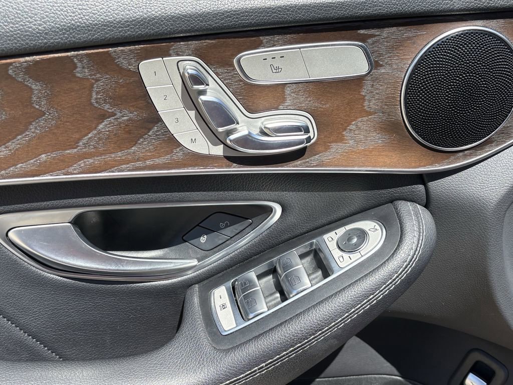 Used 2018 Mercedes-Benz C 300 C 300 w/ Multimedia Package image 11