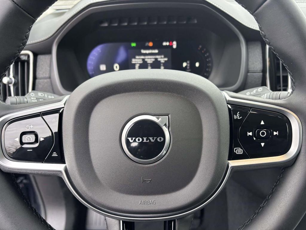 New 2026 Volvo XC90 B6 Plus image 17