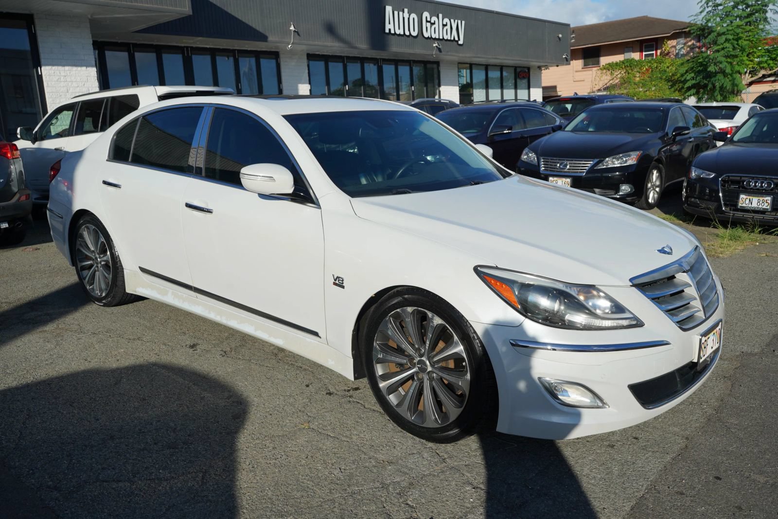 Used 2013 Hyundai Genesis 5.0 R-Spec RWD image 3