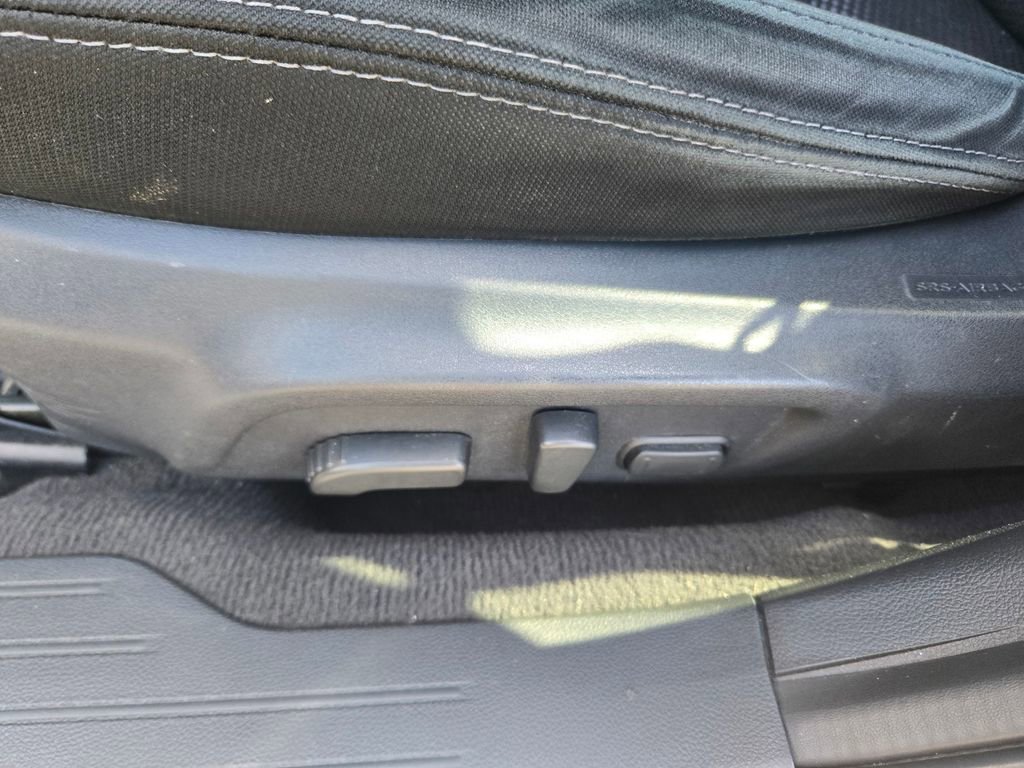 Used 2017 Subaru Outback 2.5i Premium image 13