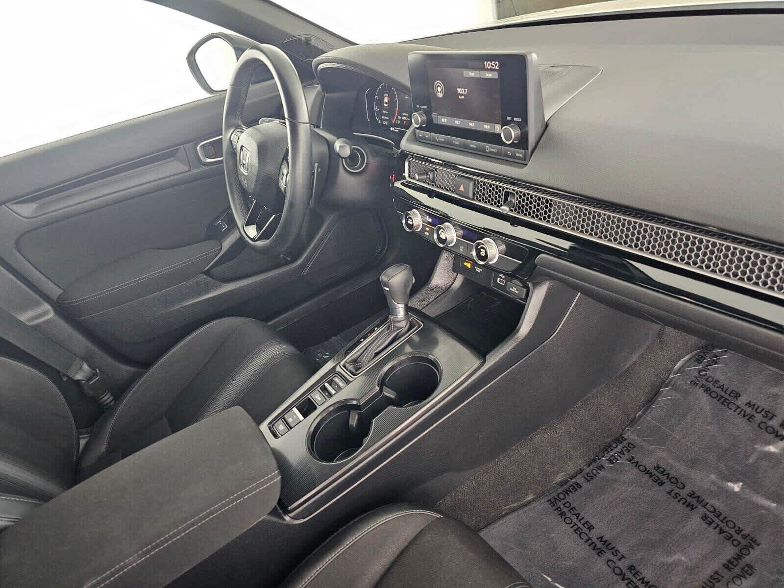 Used 2023 Honda Civic Sport image 11