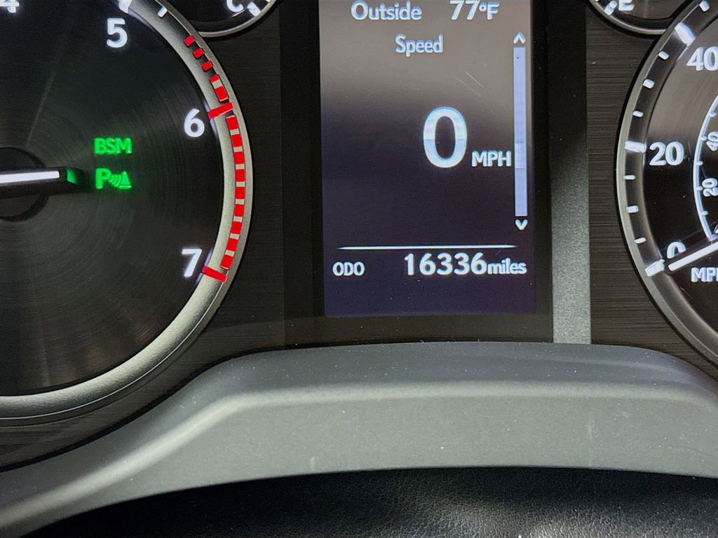 Certified 2023 Lexus GX 460 Premium w/ Premium Plus Package image 12