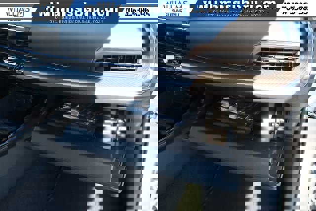 Used 2024 Toyota Prius Limited w/ Limited Premium Package image 40