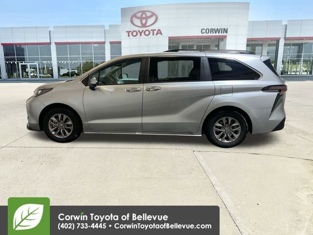 Certified 2024 Toyota Sienna XLE image 5