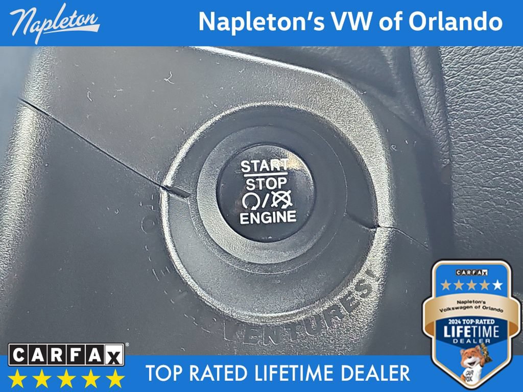 Used 2017 Jeep Renegade Altitude AWD/4WD image 18