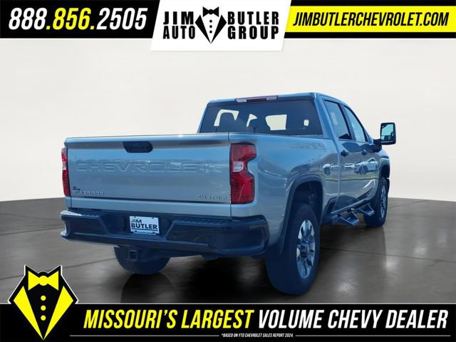Used 2025 Chevrolet Silverado 2500 Custom w/ Custom Value Package AWD/4WD image 4