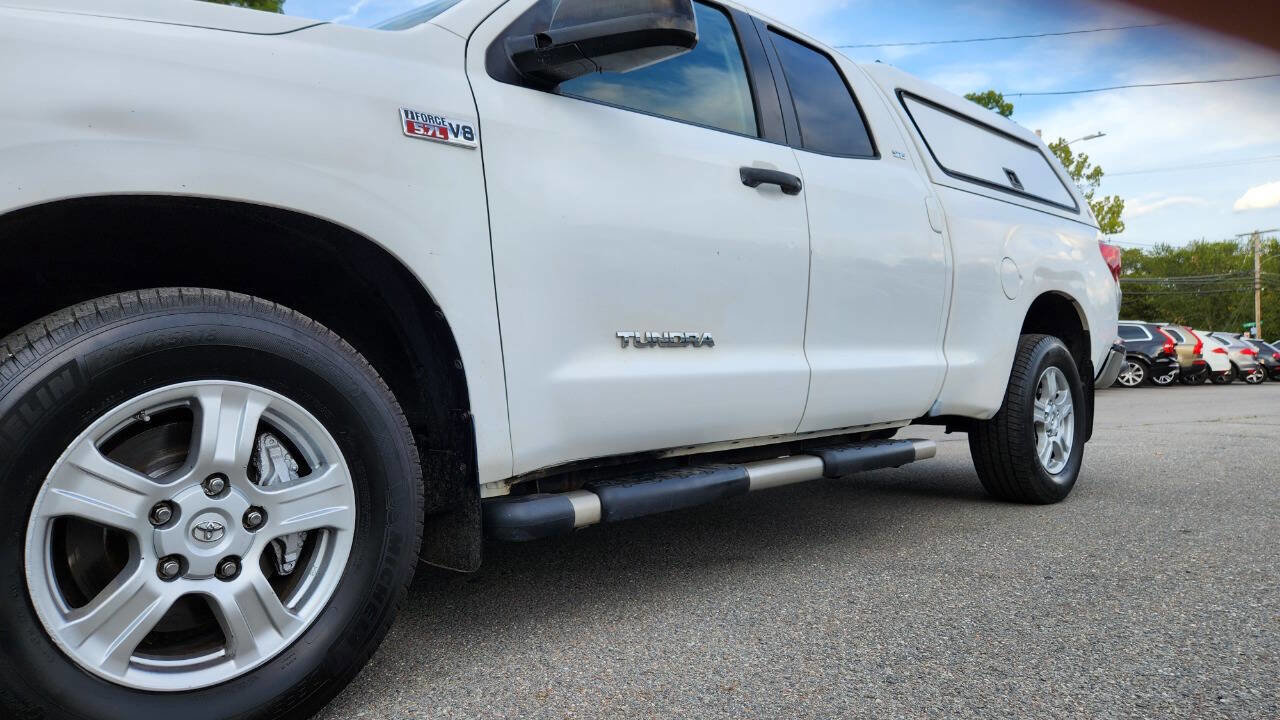 Used 2011 Toyota Tundra 4x4 Double Cab image 7