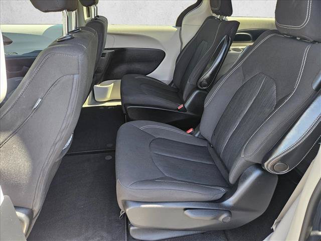 Used 2020 Chrysler Voyager LX w/ Cold Weather Group FWD image 19