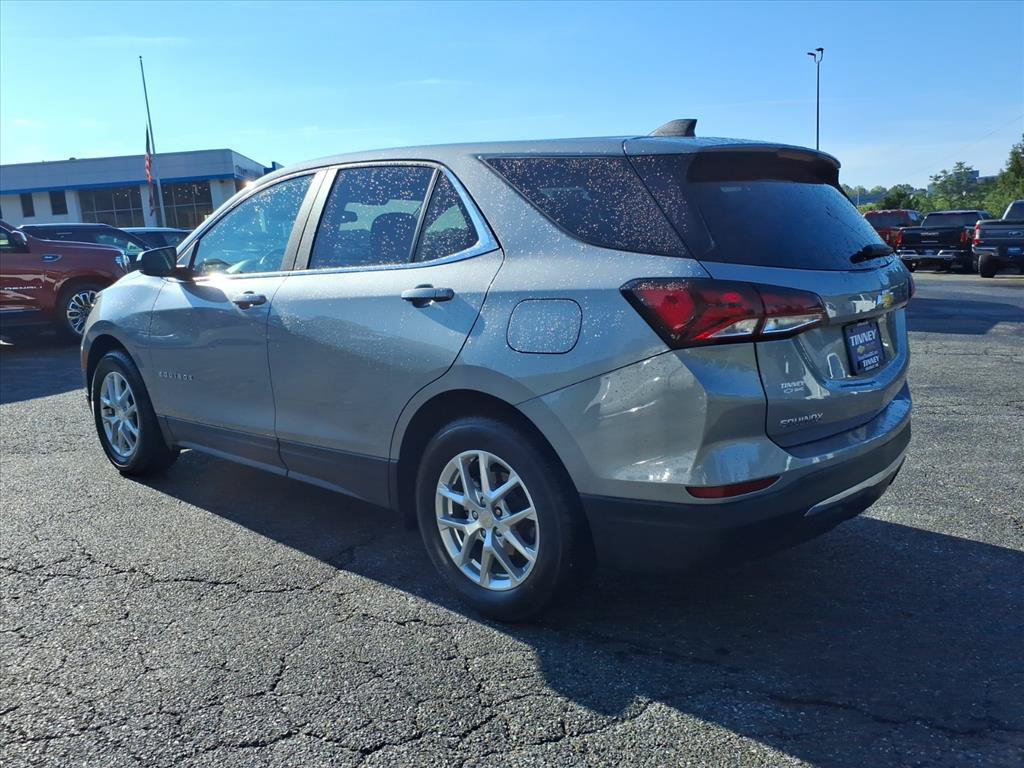 Used 2024 Chevrolet Equinox LT FWD image 5