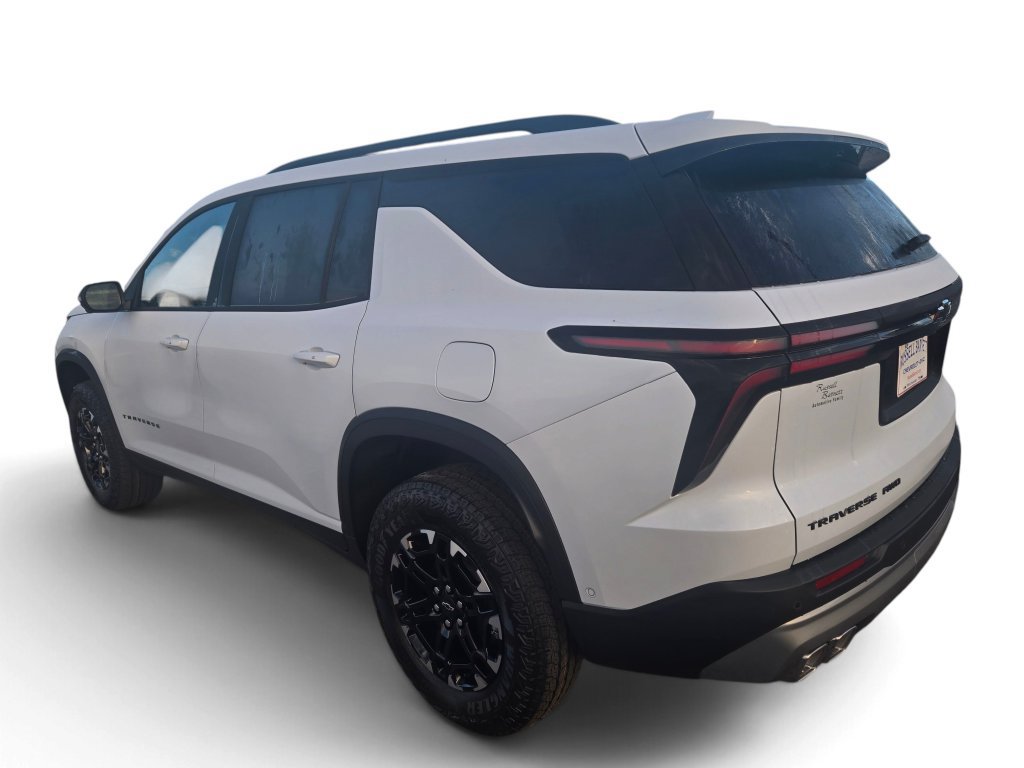New 2027 Chevrolet Traverse Z71 w/ Enhanced Driving Package AWD/4WD image 3