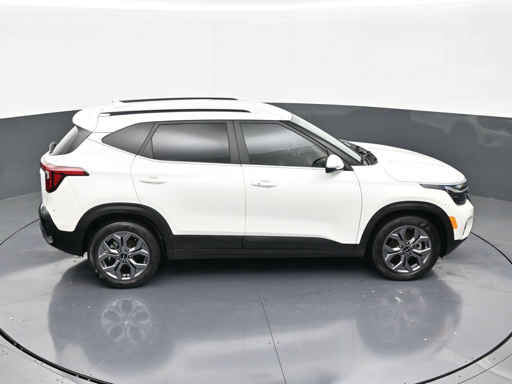 Used 2024 Kia Seltos S FWD image 17