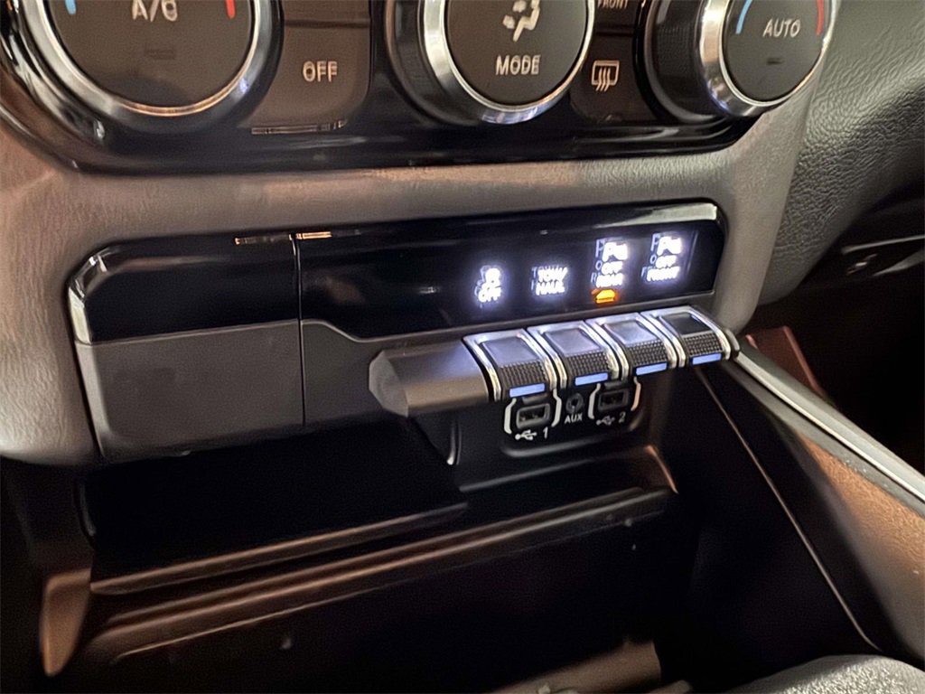 Used 2022 RAM 1500 Big Horn image 25