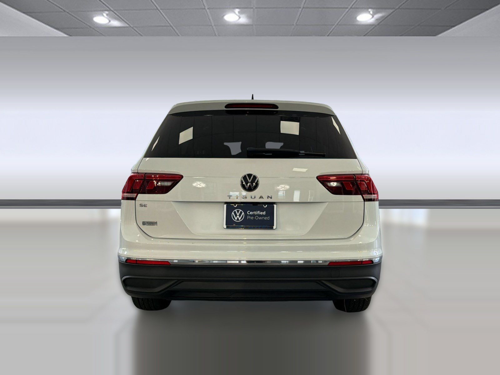 Certified 2023 Volkswagen Tiguan SE w/ Panoramic Sunroof Package FWD image 10