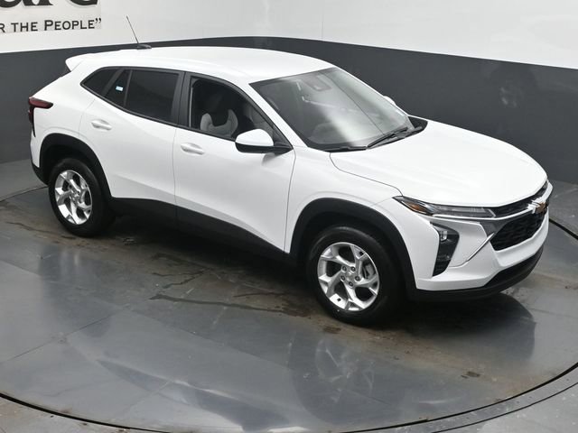 New 2026 Chevrolet Trax LS w/ LS Convenience Package image 26