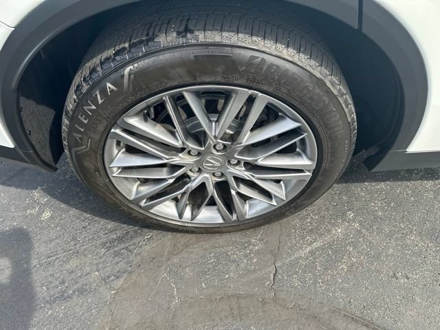 Used 2022 Acura MDX SH-AWD w/ Advance Package image 24