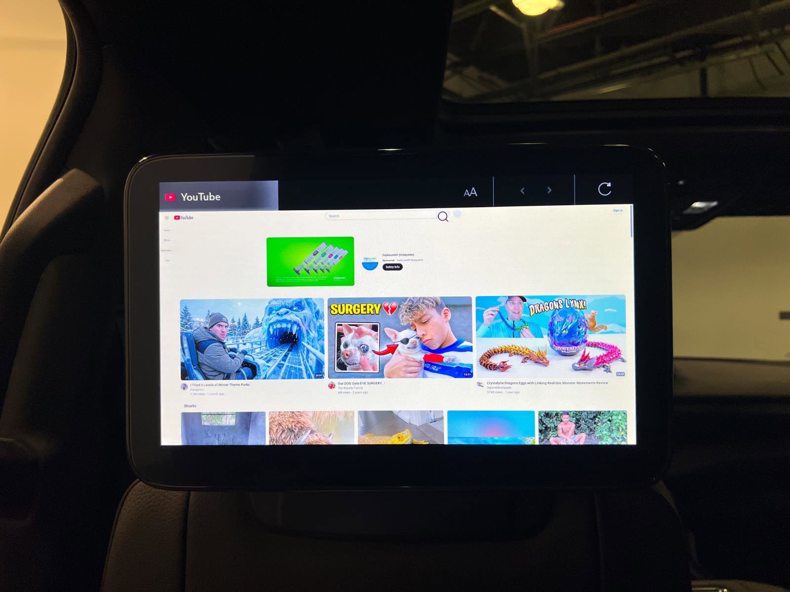 Used 2024 GMC Yukon Denali w/ Advanced Technology Package image 31