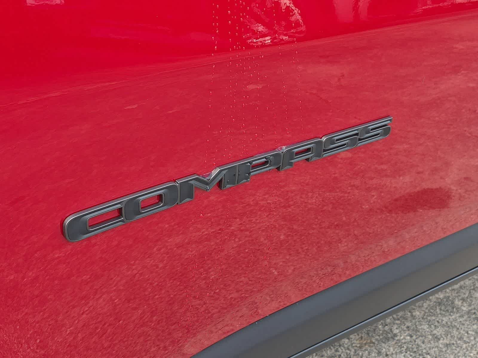 New 2026 Jeep Compass Latitude AWD/4WD image 11