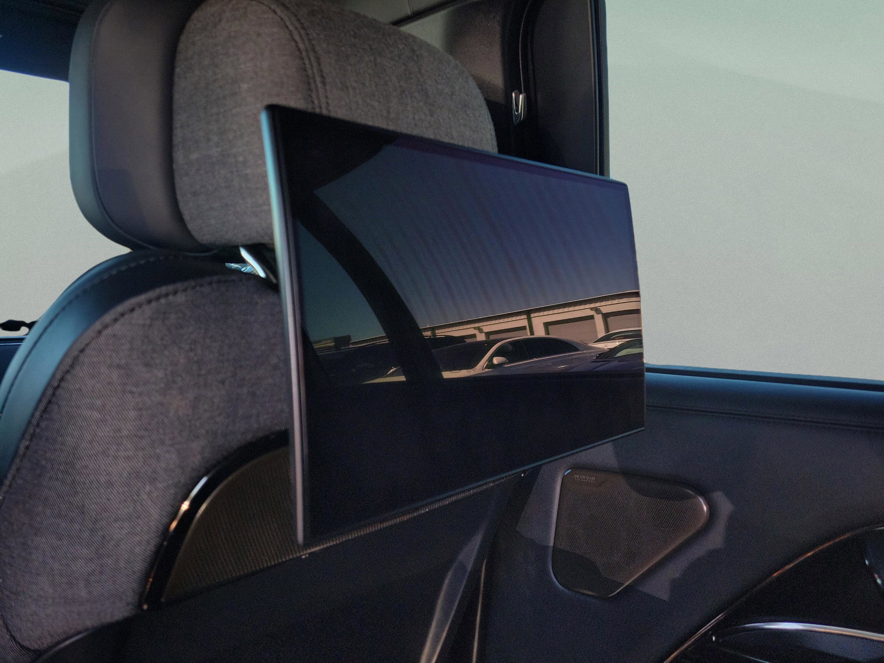 Used 2023 Land Rover Range Rover SV image 16