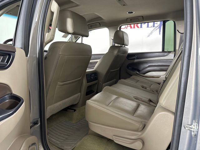 Used 2019 Chevrolet Suburban LT w/ Luxury Package image 22
