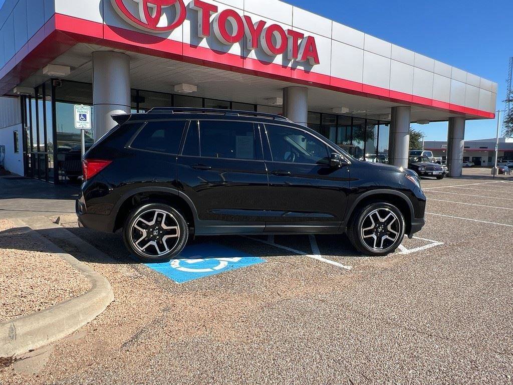 Used 2023 Honda Passport Elite image 6