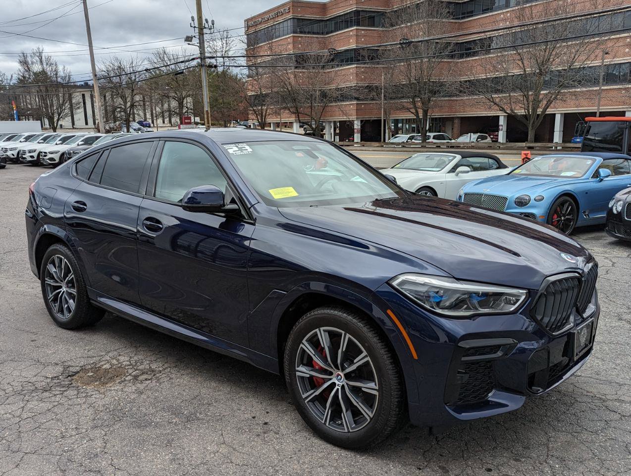 Used 2023 BMW X6 M50i w/ Executive Package image 5
